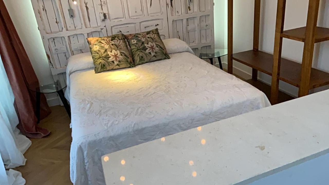 Casa Naia Santa Rufina 7 * Siviglia